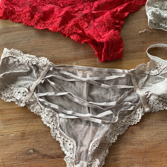 SOLD UNAVAILABLE pairs of nicer brand VS underwear - Picture 4 of 5